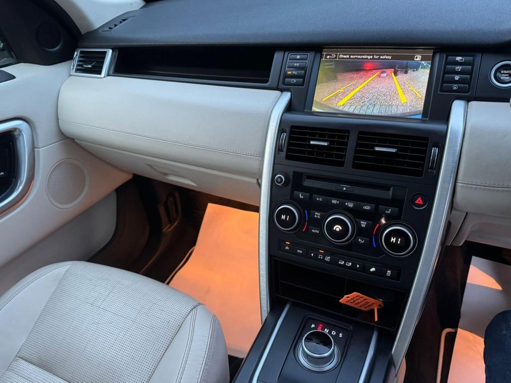 Used Land Rover Discovery Sport 2015 for sale - 76574768: Photo 14