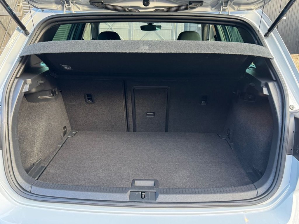 Used Volkswagen Golf 2017 for sale - 77239333: Photo 16