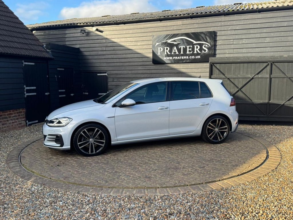 Used Volkswagen Golf 2017 for sale - 77239333: Photo 22