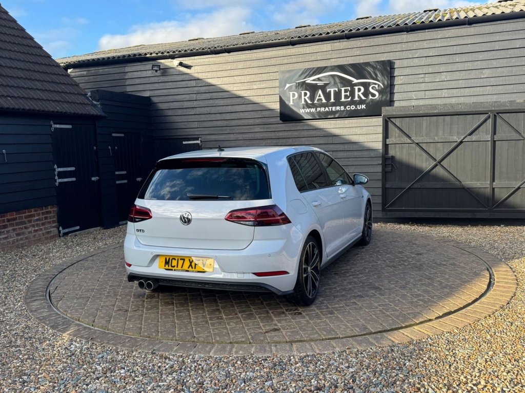 Used Volkswagen Golf 2017 for sale - 77239333: Photo 25