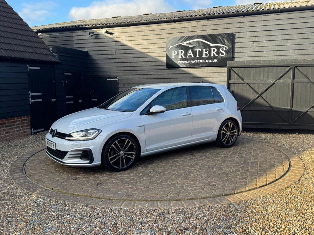 Used Volkswagen Golf 2017 for sale - 77239333: Photo 29