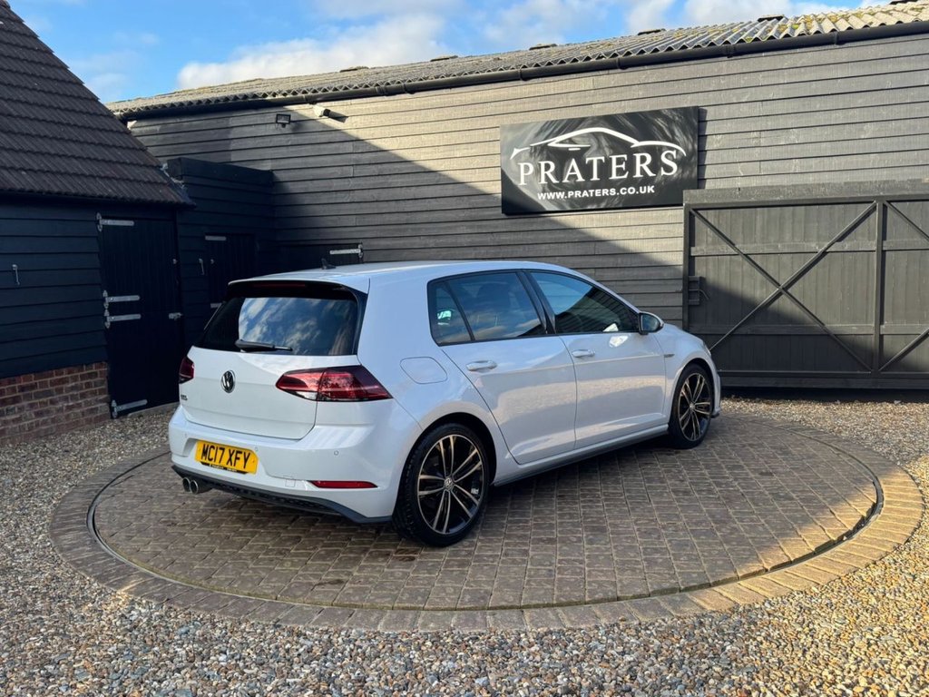 Used Volkswagen Golf 2017 for sale - 77239333: Photo 4