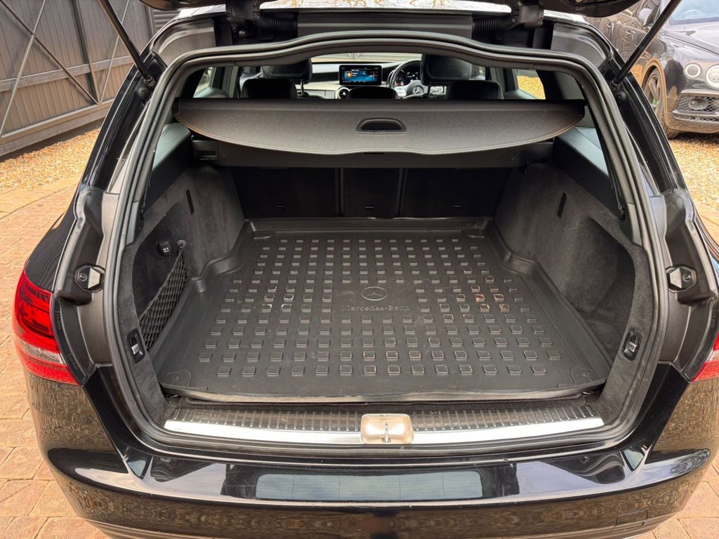 Used Mercedes-Benz C Class 2019 for sale - 77971543: Photo 23