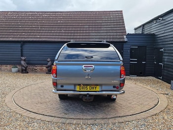 Used Mitsubishi L200 2015 for sale - 76202503: Photo