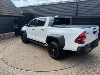 Used Toyota Hilux 2025 for sale - 74865736: Photo