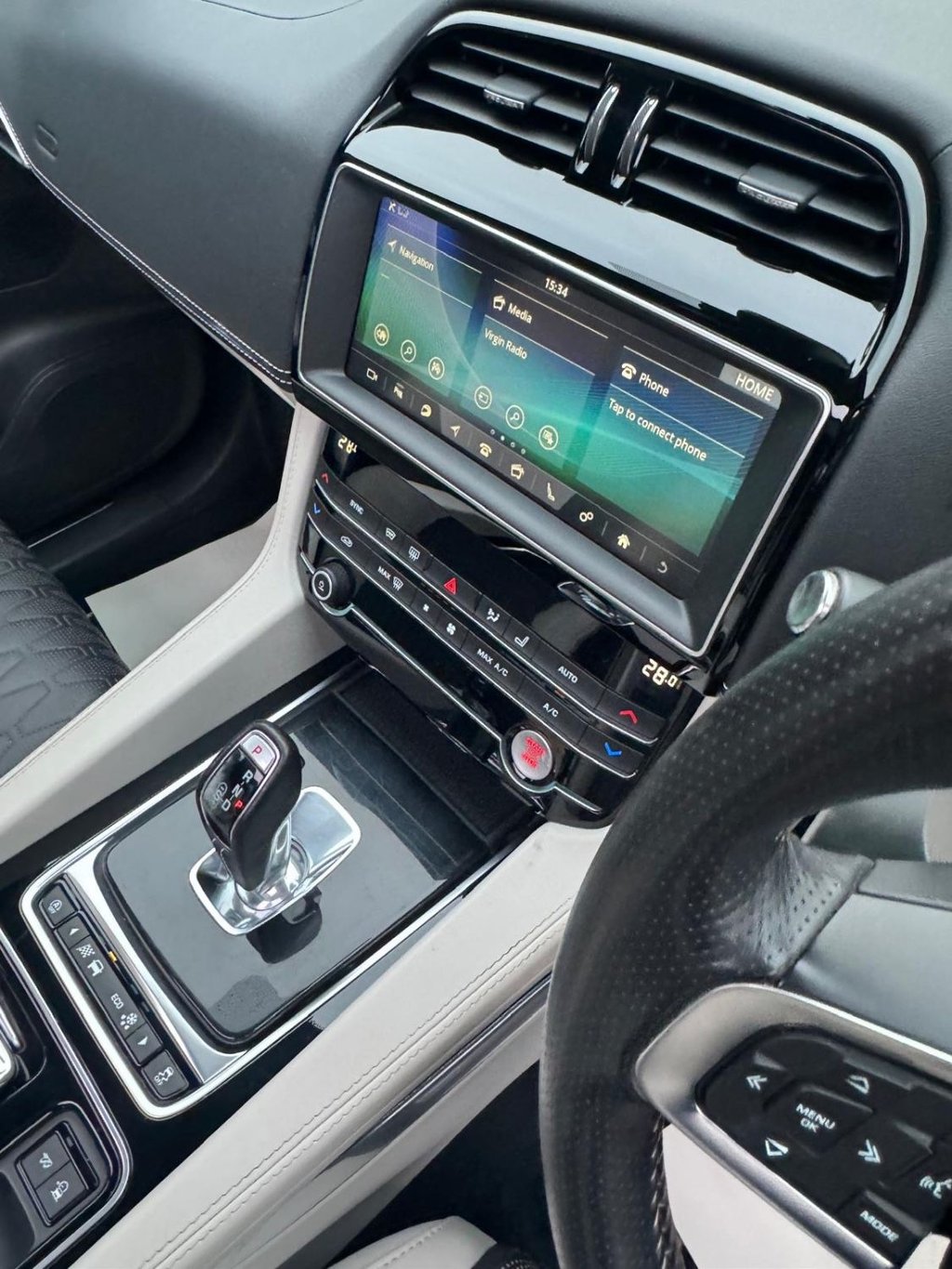 Used Jaguar F-Pace 2019 for sale - 76274064: Photo 12