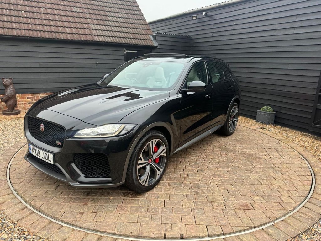 Used Jaguar F-Pace 2019 for sale - 76274064: Photo 2