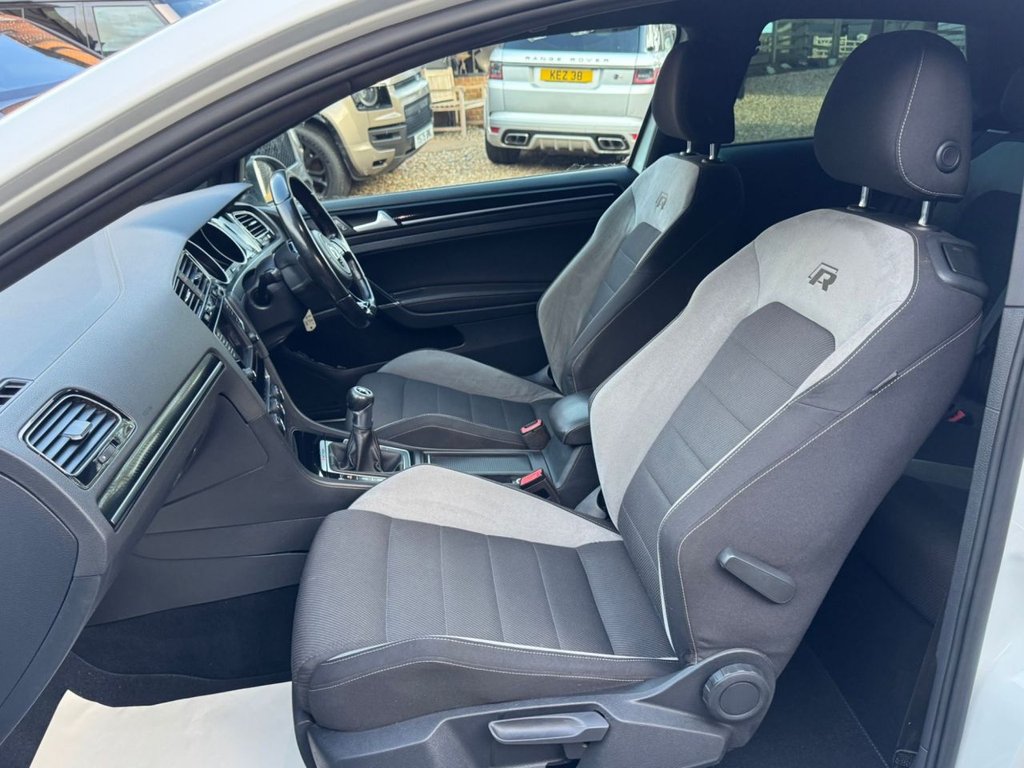 Used Volkswagen Golf 2015 for sale - 77647913: Photo 12