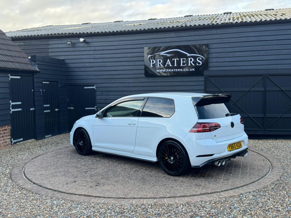 Used Volkswagen Golf 2015 for sale - 77647913: Photo 3