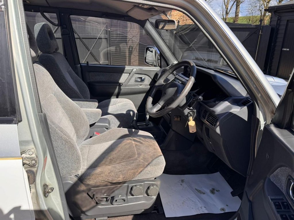 Used Mitsubishi Shogun 2002 for sale - 78061839: Photo 9