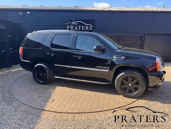 Used Cadillac Escalade 2015 for sale - 78688855: Photo