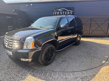 Used Cadillac Escalade 2015 for sale - 78688855: Photo