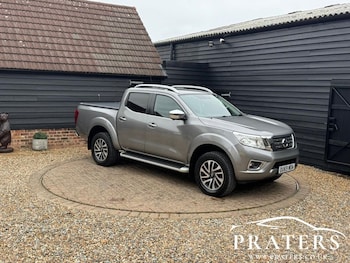 Nissan - Navara