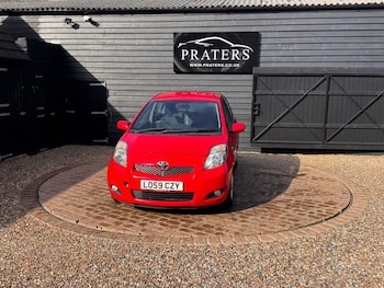 Used Toyota Yaris 2010 for sale - 79059155: Photo