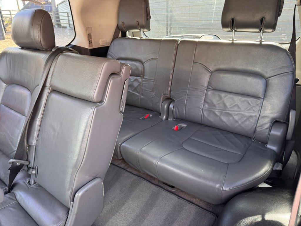 Used Toyota Land Cruiser 2010 for sale - 77978951: Photo 18