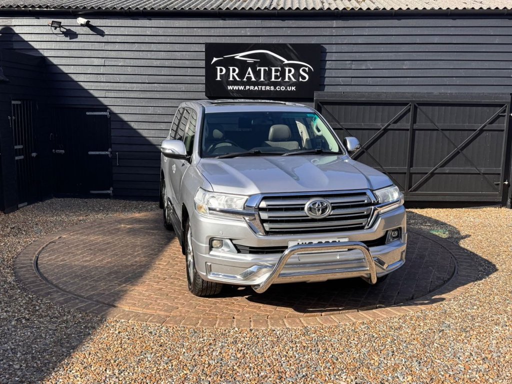 Used Toyota Land Cruiser 2010 for sale - 77978951: Photo 24