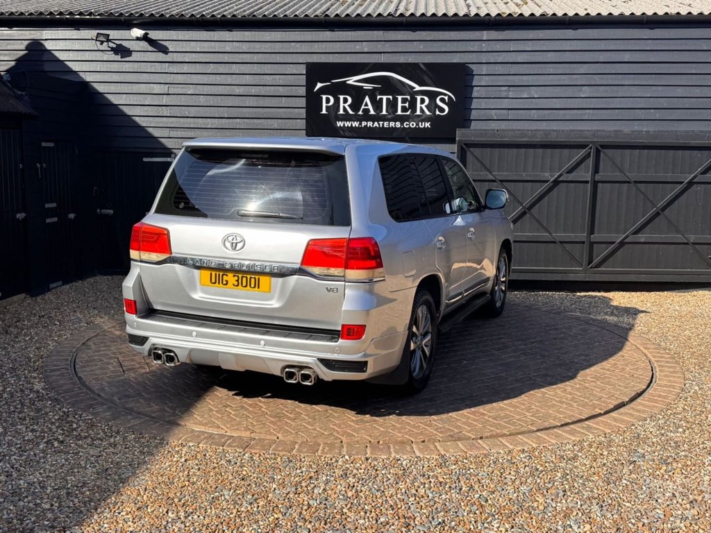 Used Toyota Land Cruiser 2010 for sale - 77978951: Photo 25