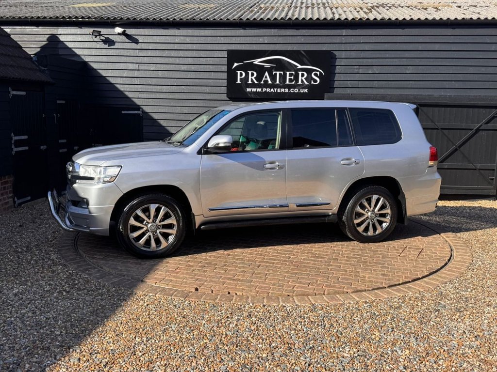 Used Toyota Land Cruiser 2010 for sale - 77978951: Photo 6