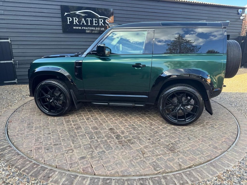 Used Land Rover Defender 2023 for sale - 78044456: Photo 13