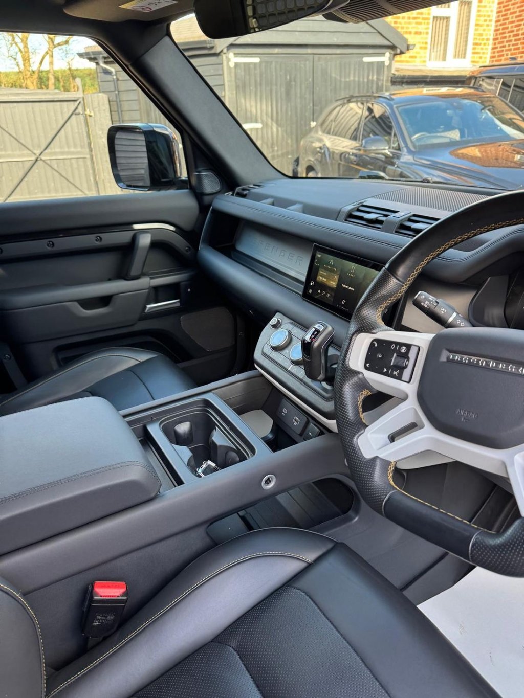 Used Land Rover Defender 2023 for sale - 78044456: Photo 15