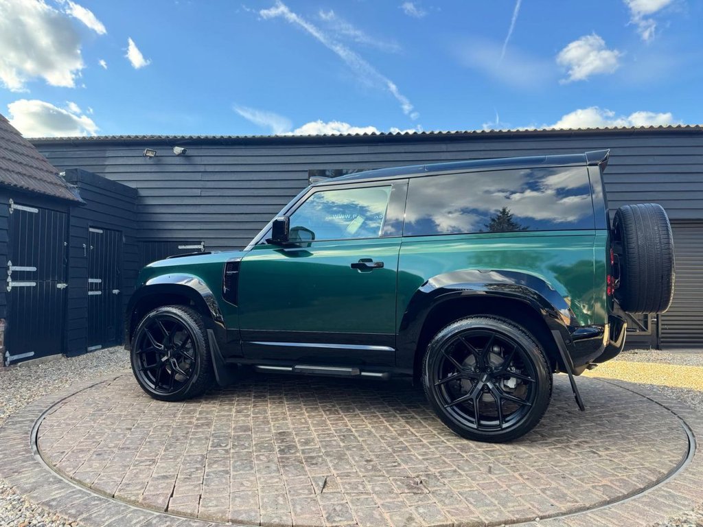 Used Land Rover Defender 2023 for sale - 78044456: Photo 29