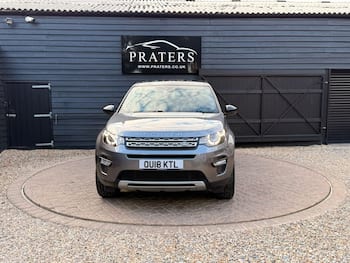 Used Land Rover Discovery Sport 2018 for sale - 79828872: Photo