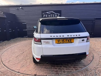 Used Land Rover Range Rover Sport 2015 for sale - 78671961: Photo