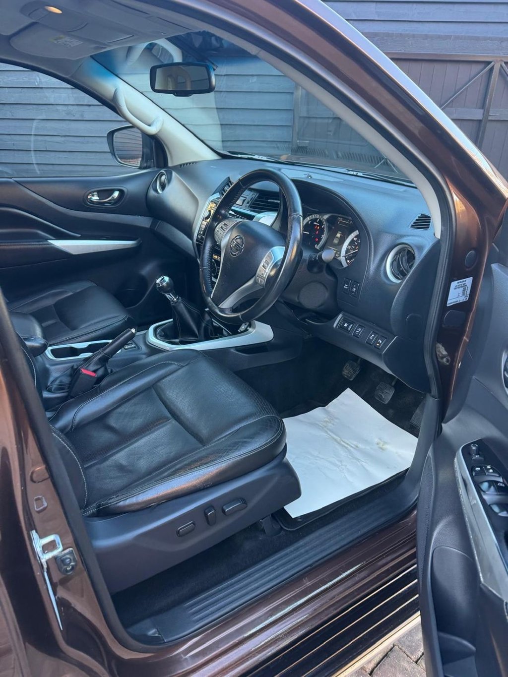 Used Nissan Navara 2017 for sale - 77096409: Photo 8