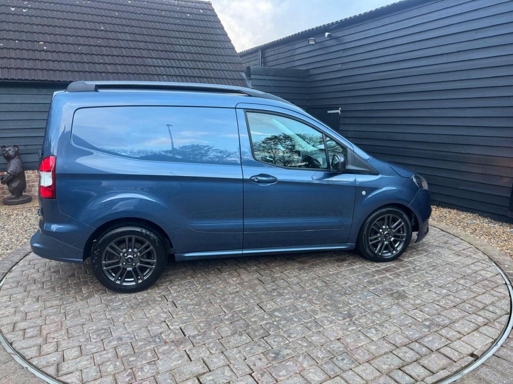 Used Ford Transit Courier 2022 for sale - 76459312: Photo 8