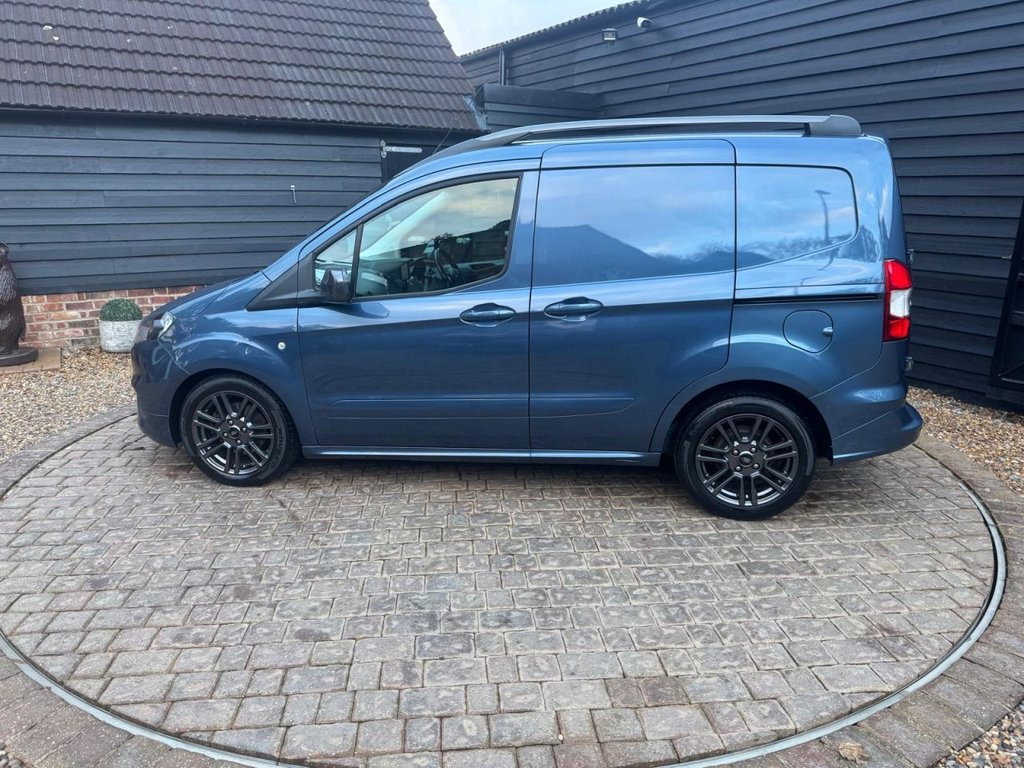 Used Ford Transit Courier 2022 for sale - 76459312: Photo 9