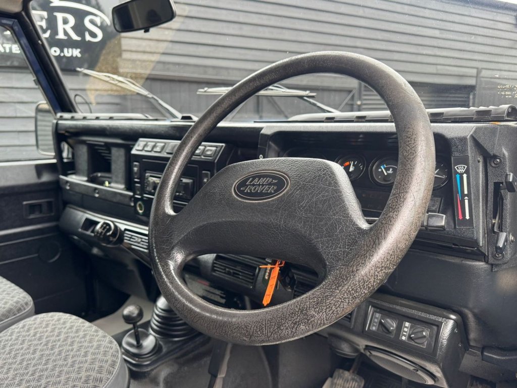 Used Land Rover Defender 2003 for sale - 77967696: Photo 10