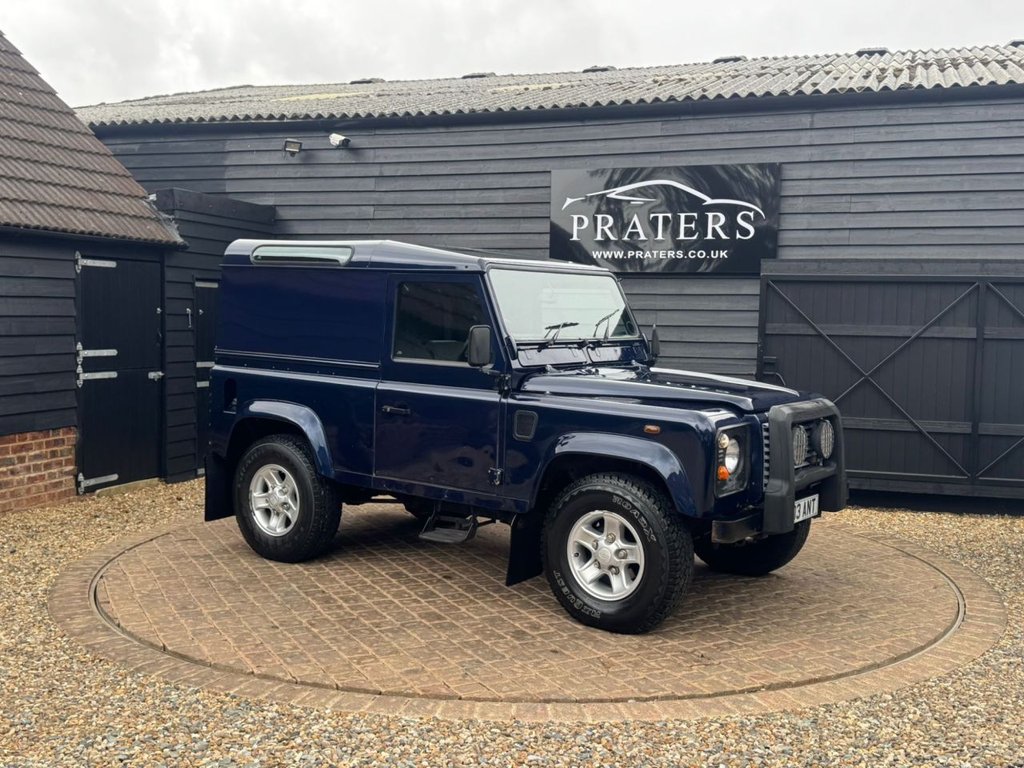 Used Land Rover Defender 2003 for sale - 77967696: Photo 17