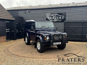 Used Land Rover Defender 2003 for sale - 77967696: Photo