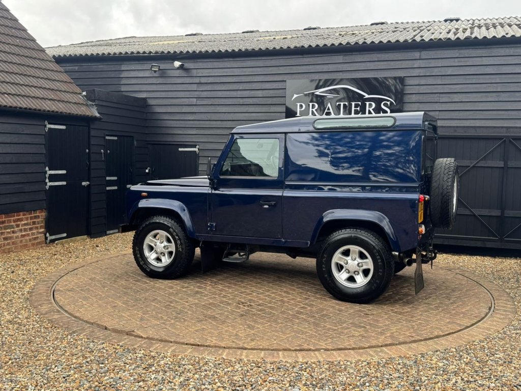 Used Land Rover Defender 2003 for sale - 77967696: Photo 20