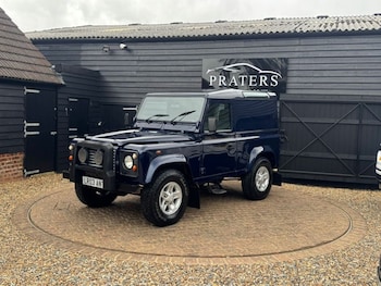 Used Land Rover Defender 2003 for sale - 77967696: Photo