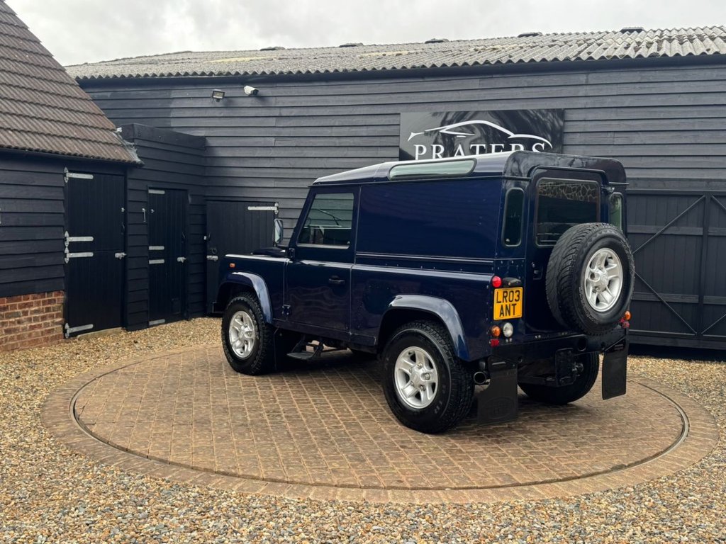 Used Land Rover Defender 2003 for sale - 77967696: Photo 8
