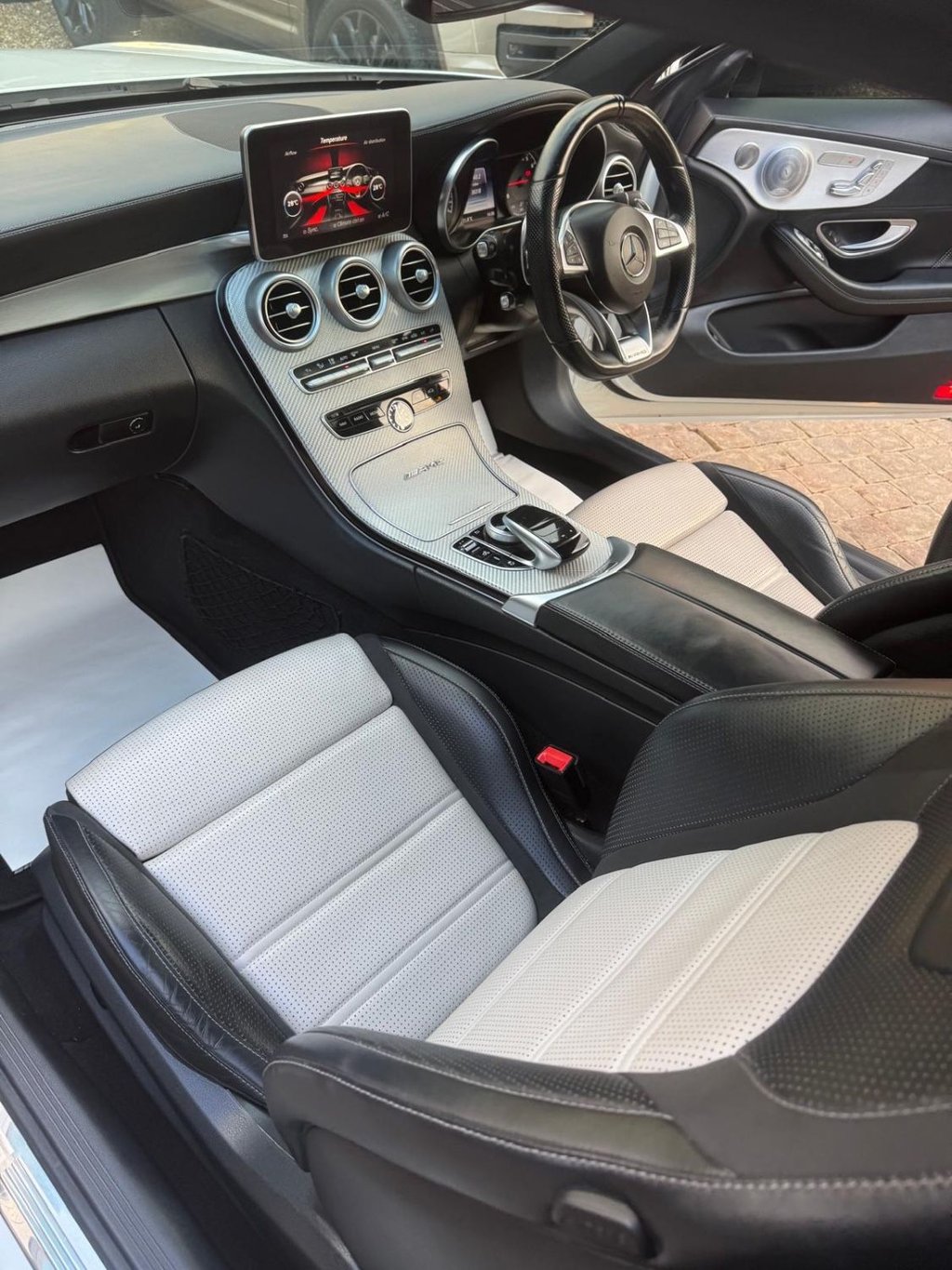 Used Mercedes-Benz C Class 2016 for sale - 76973459: Photo 15