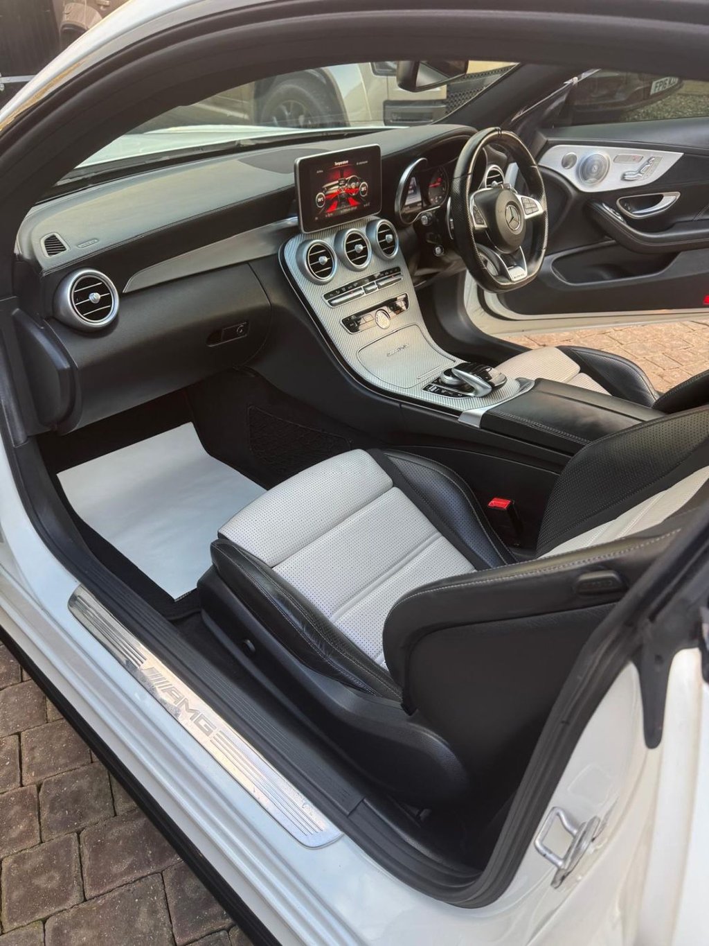 Used Mercedes-Benz C Class 2016 for sale - 76973459: Photo 16