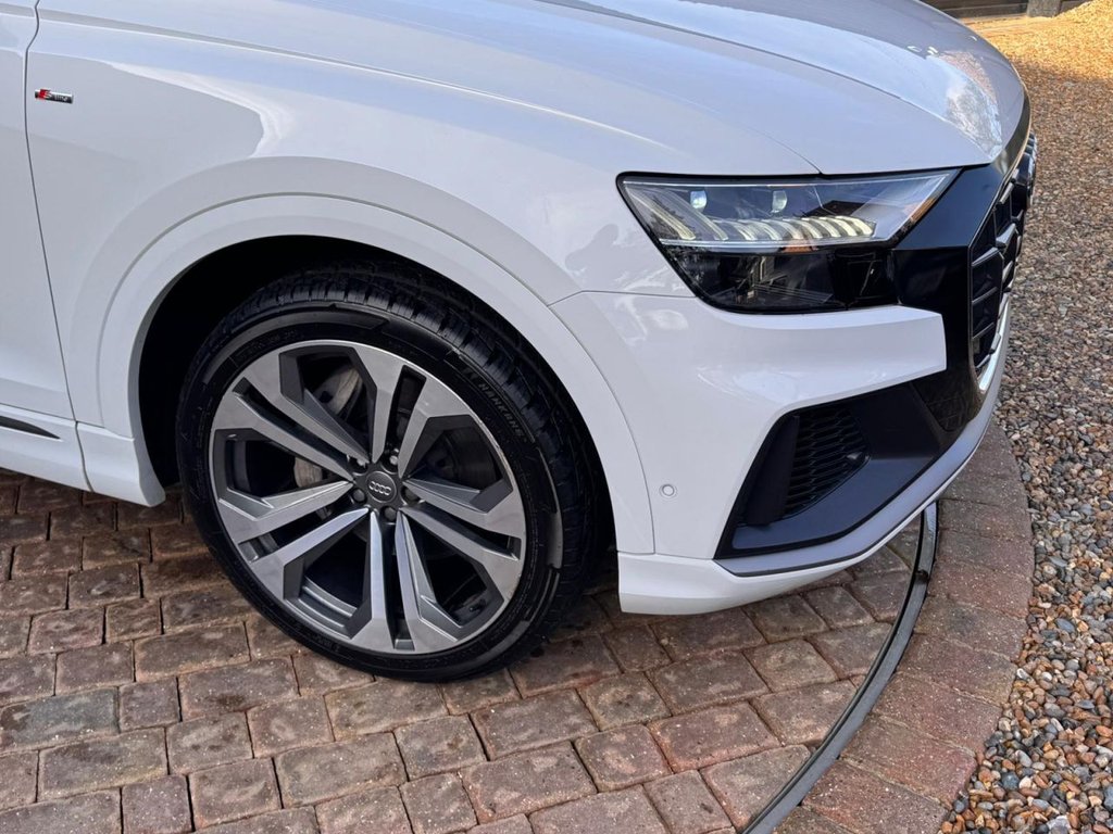 Used Audi Q8 2020 for sale - 77477520: Photo 21