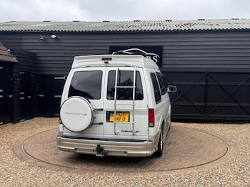 Used Chevrolet Astro 2001 for sale - 78943702: Photo
