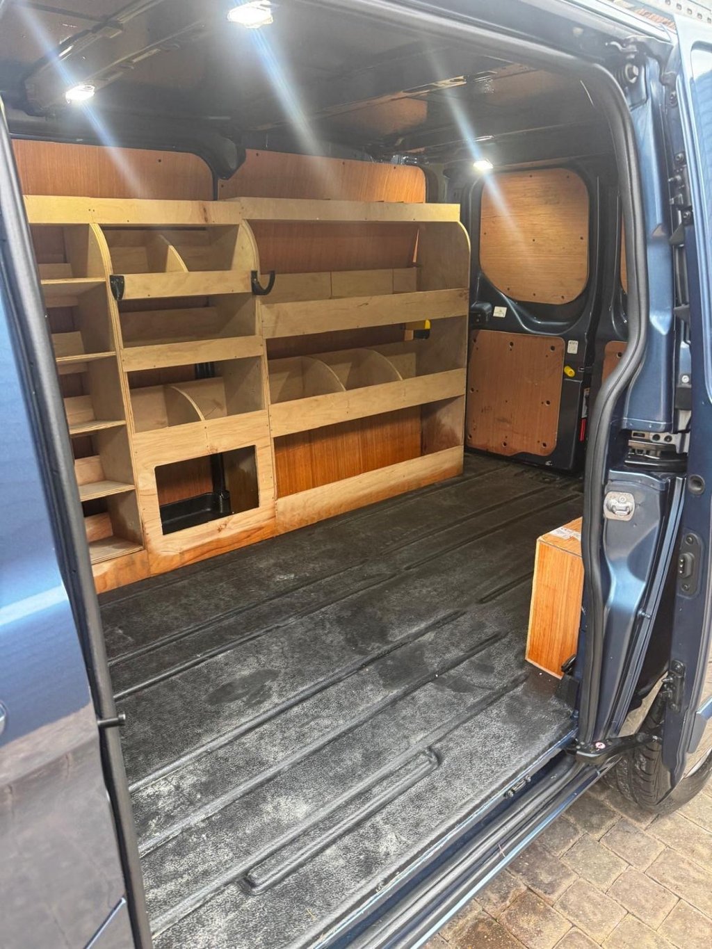 Used Ford Transit Custom 2022 for sale - 77647820: Photo 11