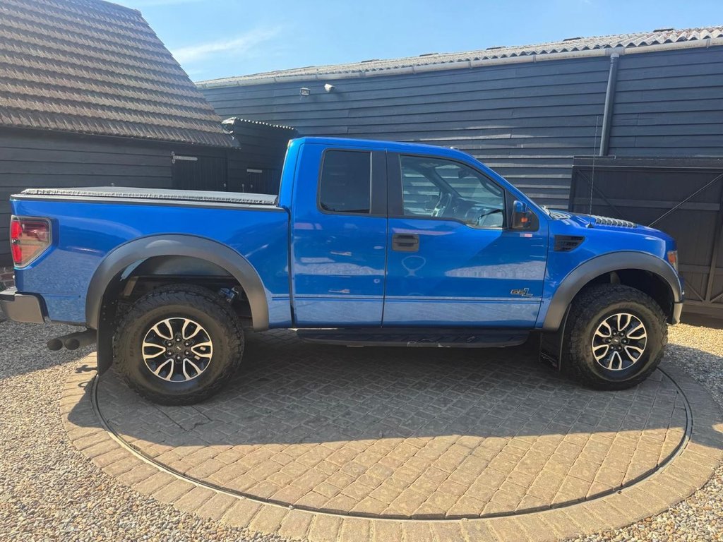 Vehicle 33