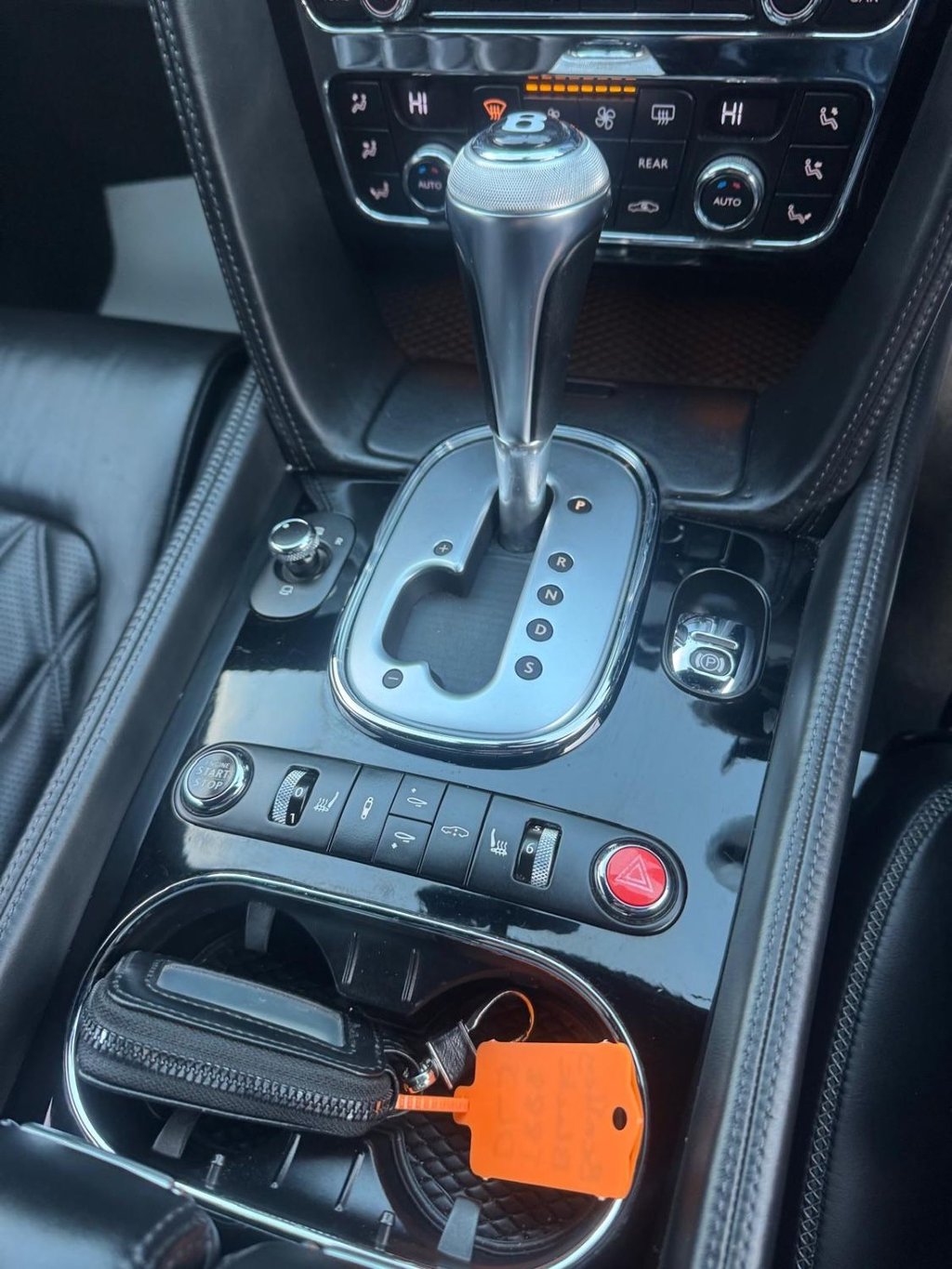 Used Bentley Continental 2011 for sale - 76758672: Photo 11