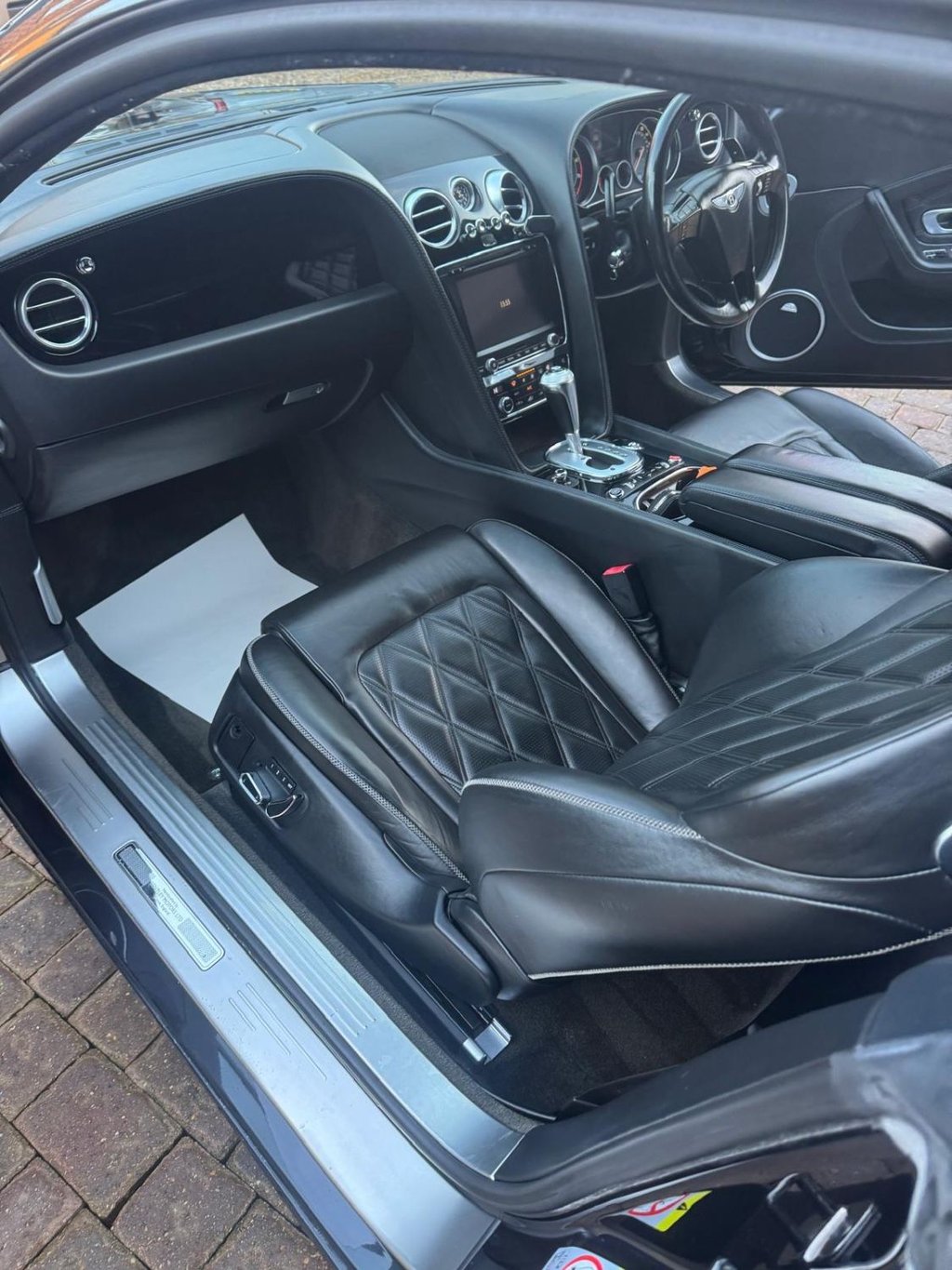 Used Bentley Continental 2011 for sale - 76758672: Photo 12