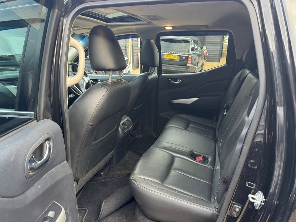 Used Nissan Navara 2016 for sale - 76023740: Photo 15