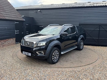 Used Nissan Navara 2016 for sale - 76023740: Photo 2