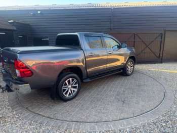Used Toyota Hilux 2019 for sale - 74238213: Photo