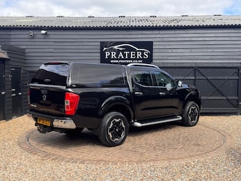 Used Nissan Navara 2020 for sale - 78930976: Photo