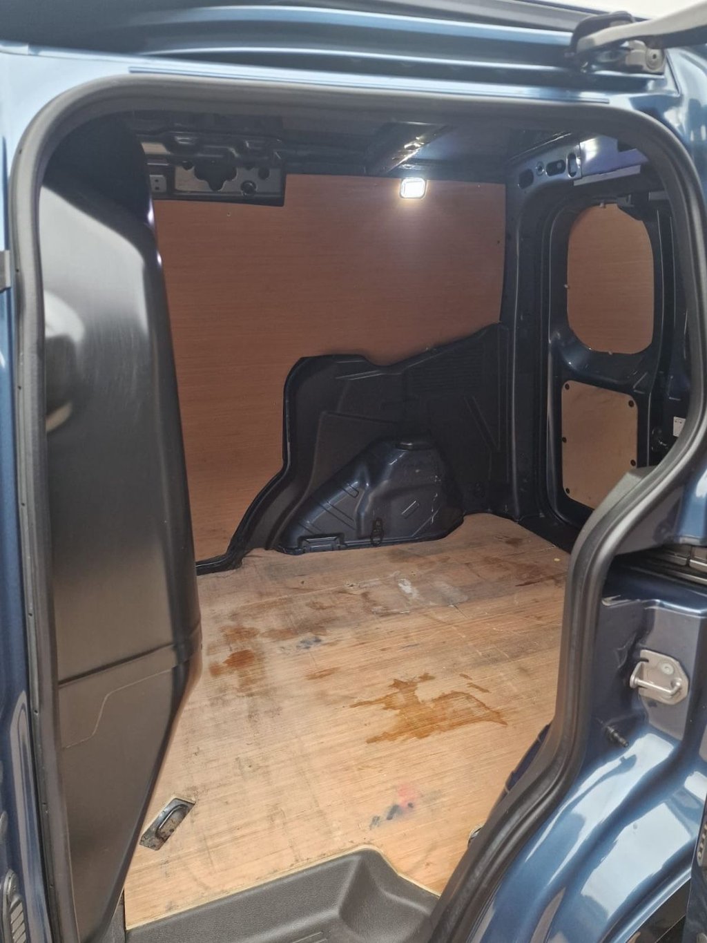 Used Ford Transit Courier 2023 for sale - 76274046: Photo 11