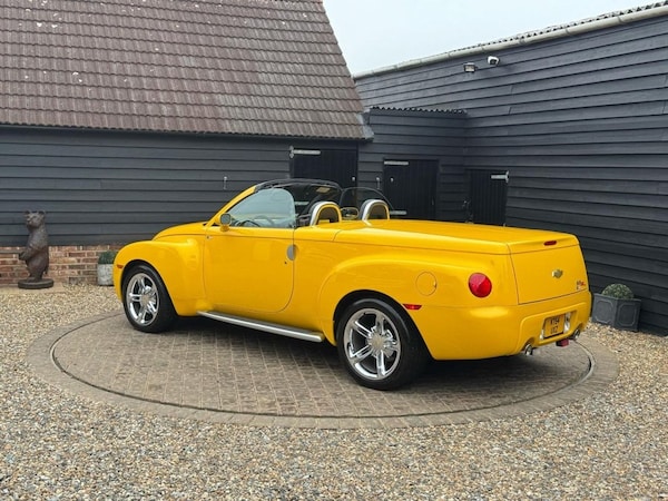 Used Chevrolet SSR 2004 for sale - 75230471: Photo 11